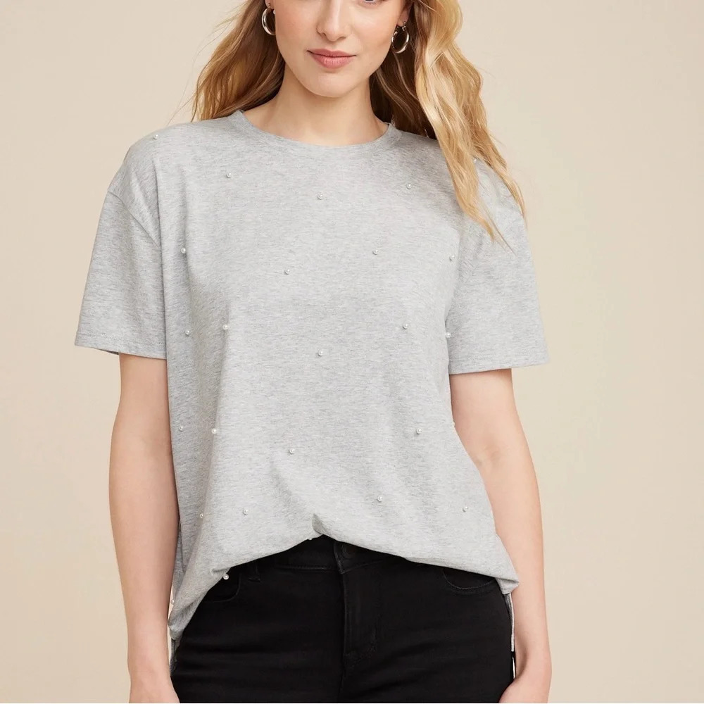 Maurices Edgely Pearl Embellished Tee Light Gray Crew Neck Large Women’s